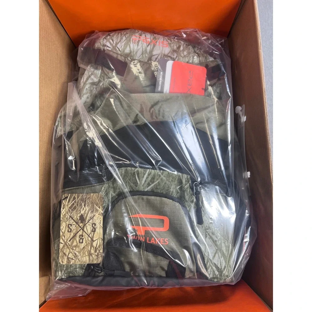 Paxis Twin Lakes Camo Swing Arm Hiking Fishing Hunting Backpack 30 Liter NEW